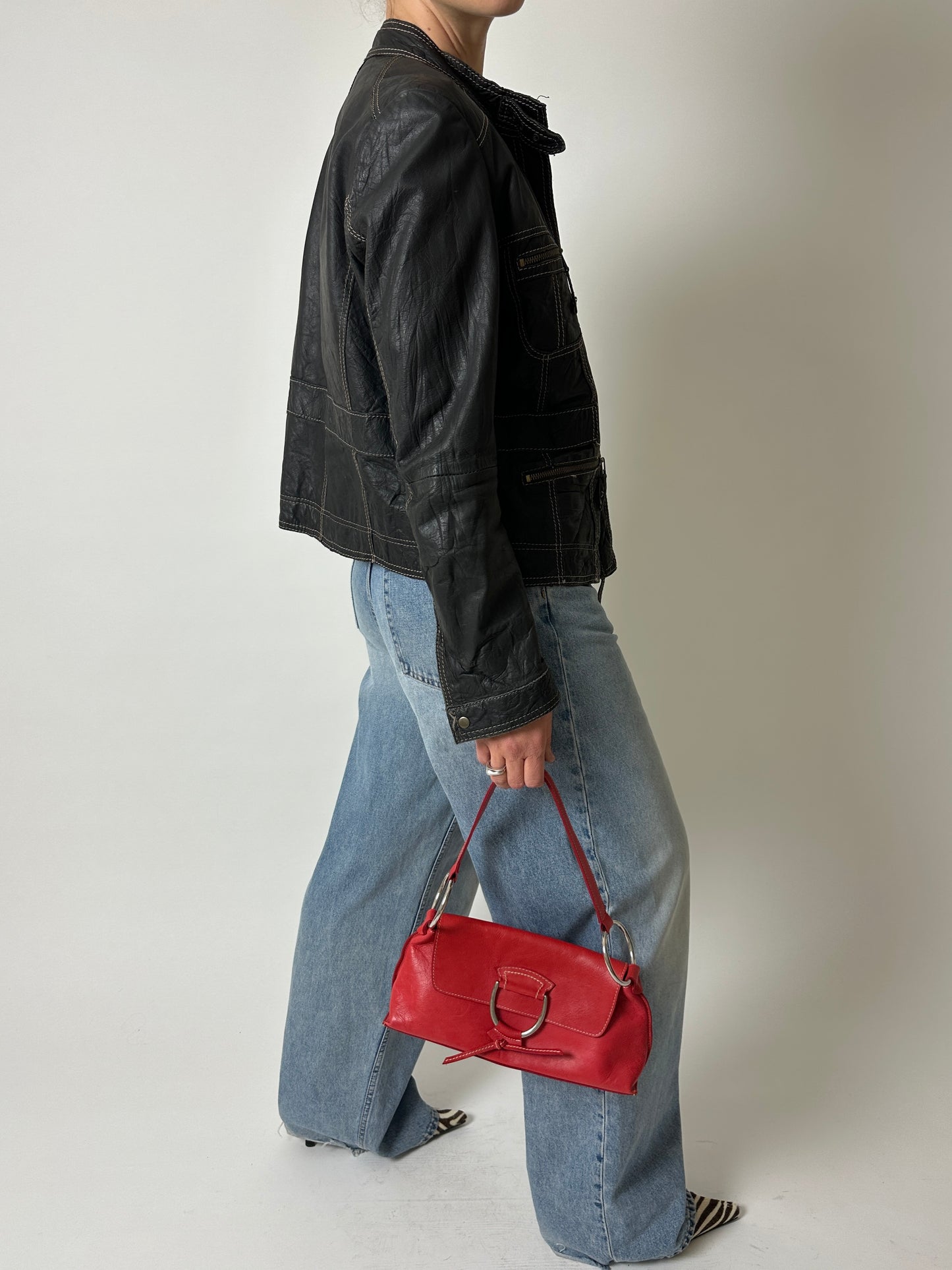 Leather fitted jacket | Black