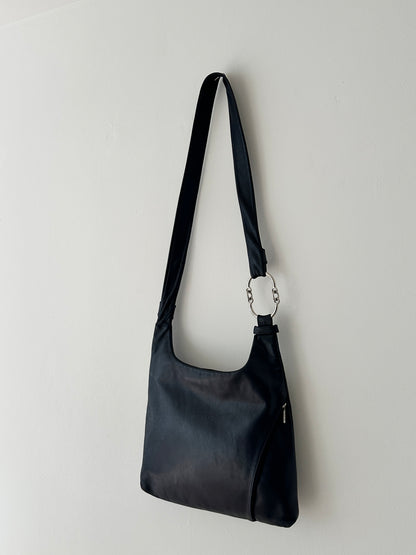 Leather crossbody/ shoulder bag | Black
