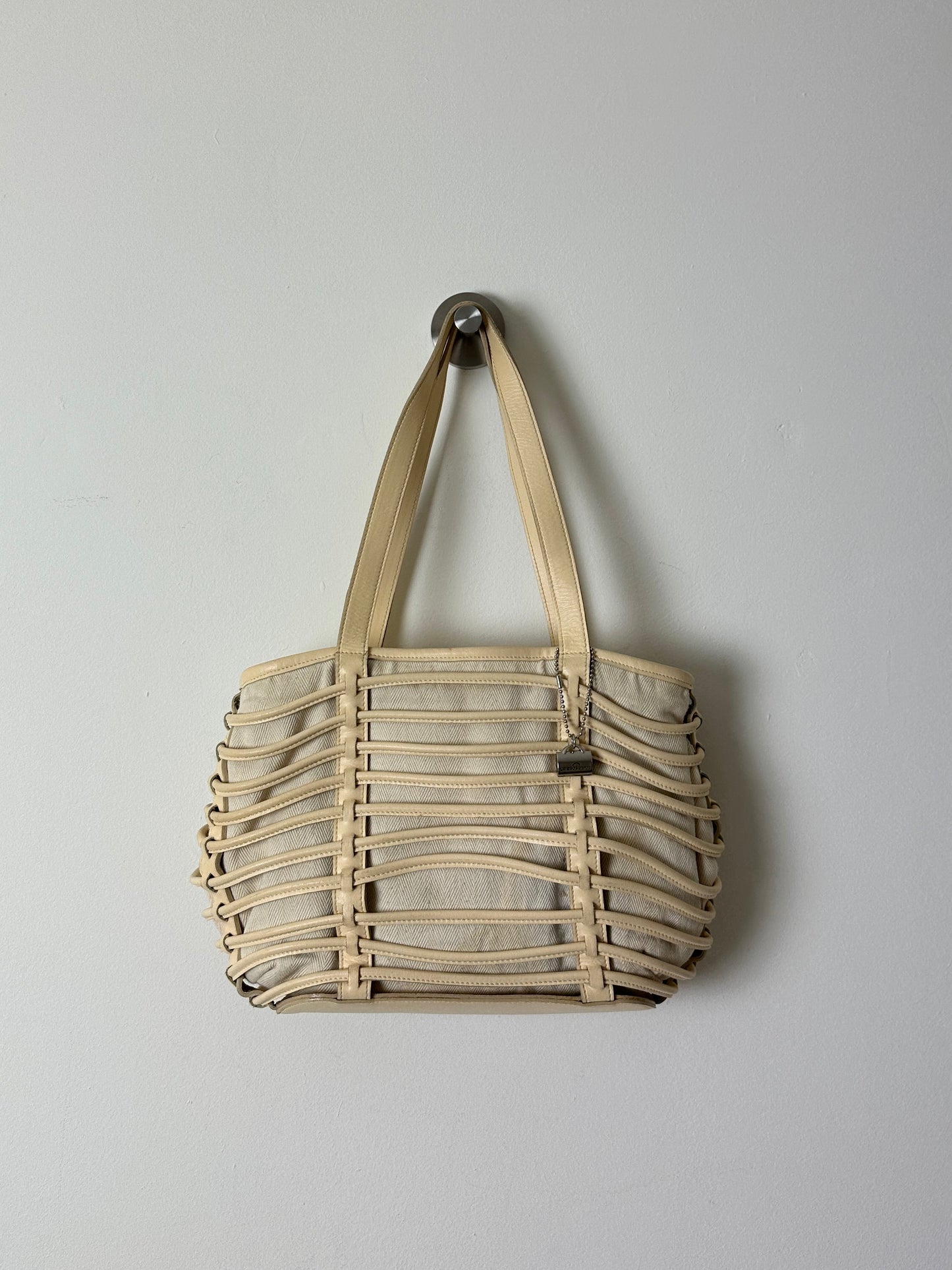 Leather shoulder bag | Butter cream