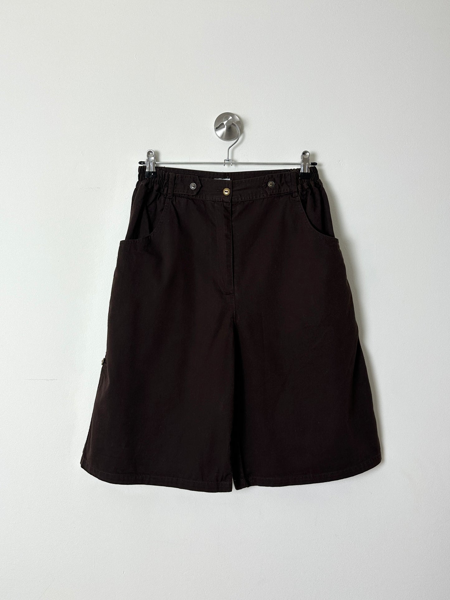 Long shorts | Dark brown