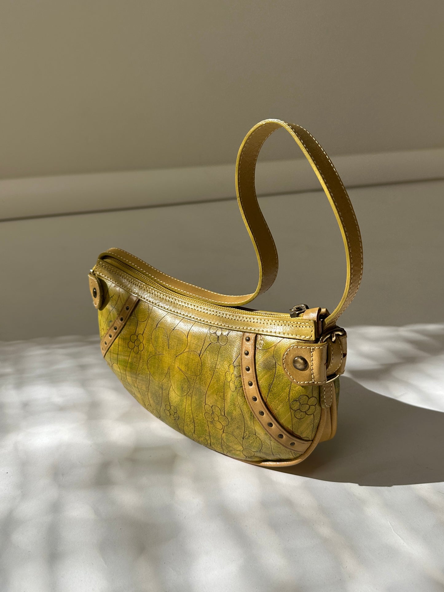 Leather mini shoulder bag | Honey Lime