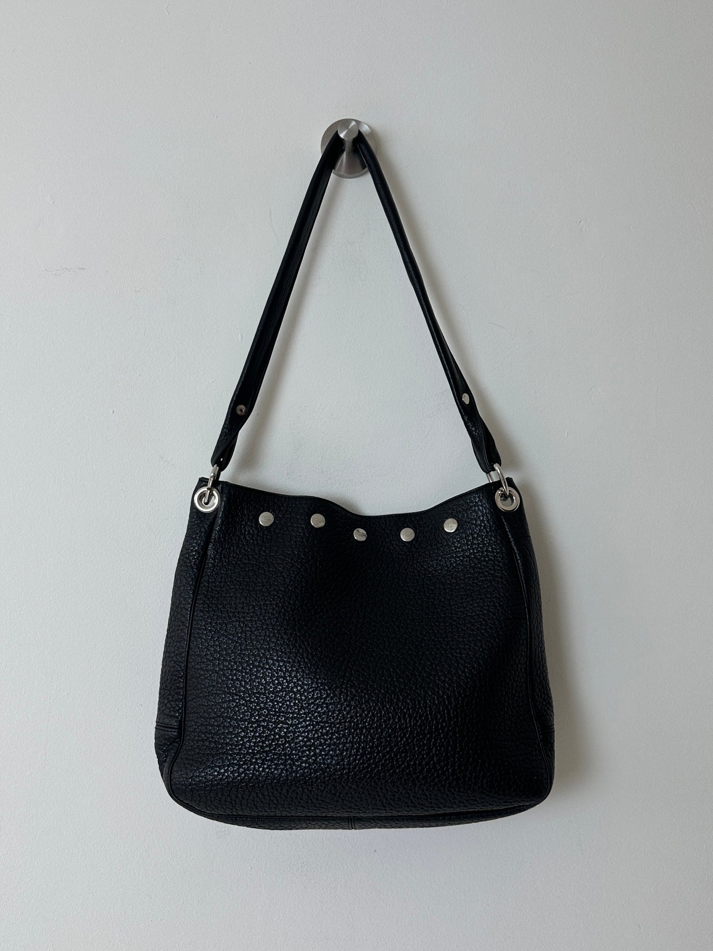 Leather shoulder bag | Black