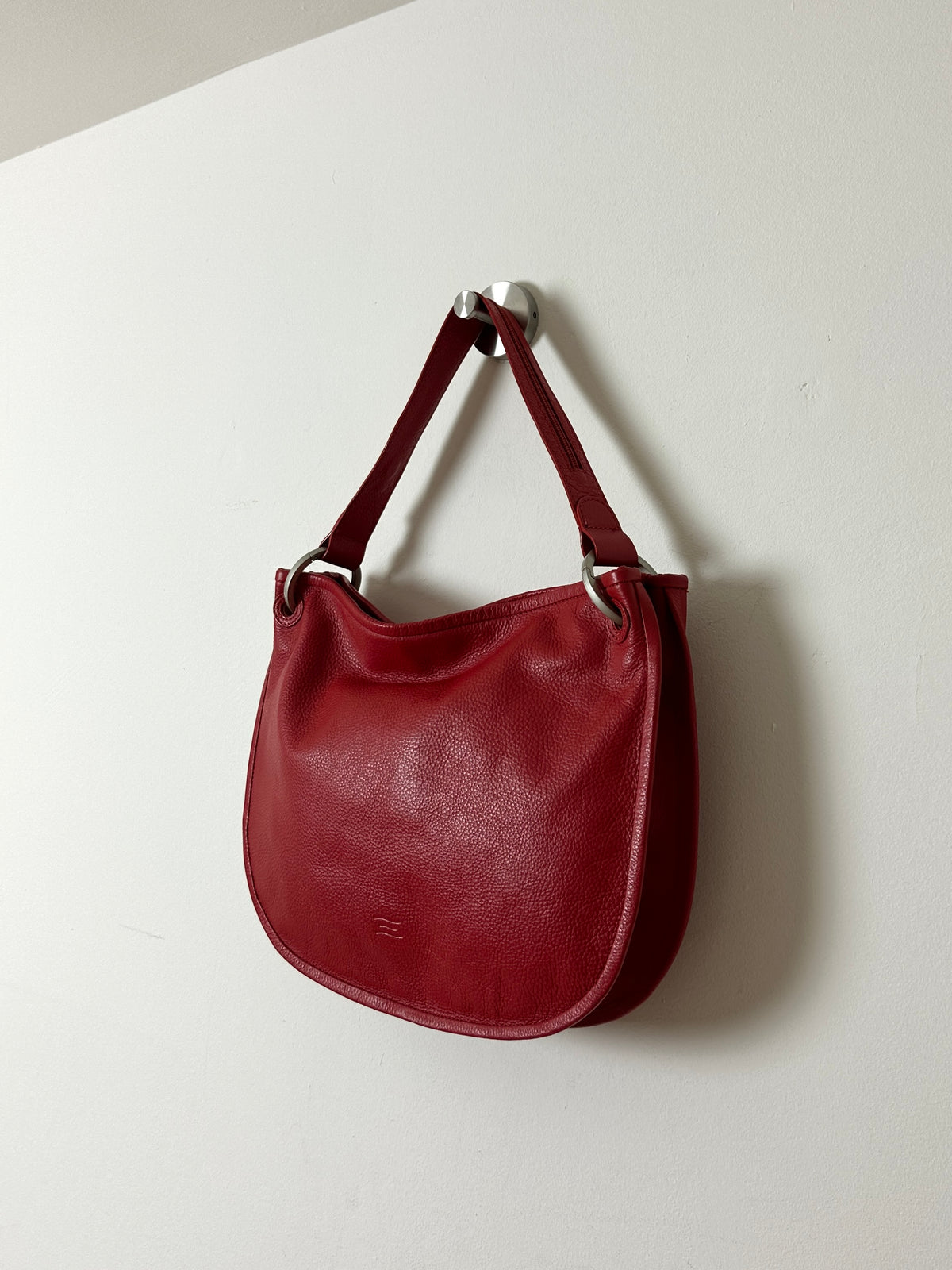 Leather shoulder bag | Red