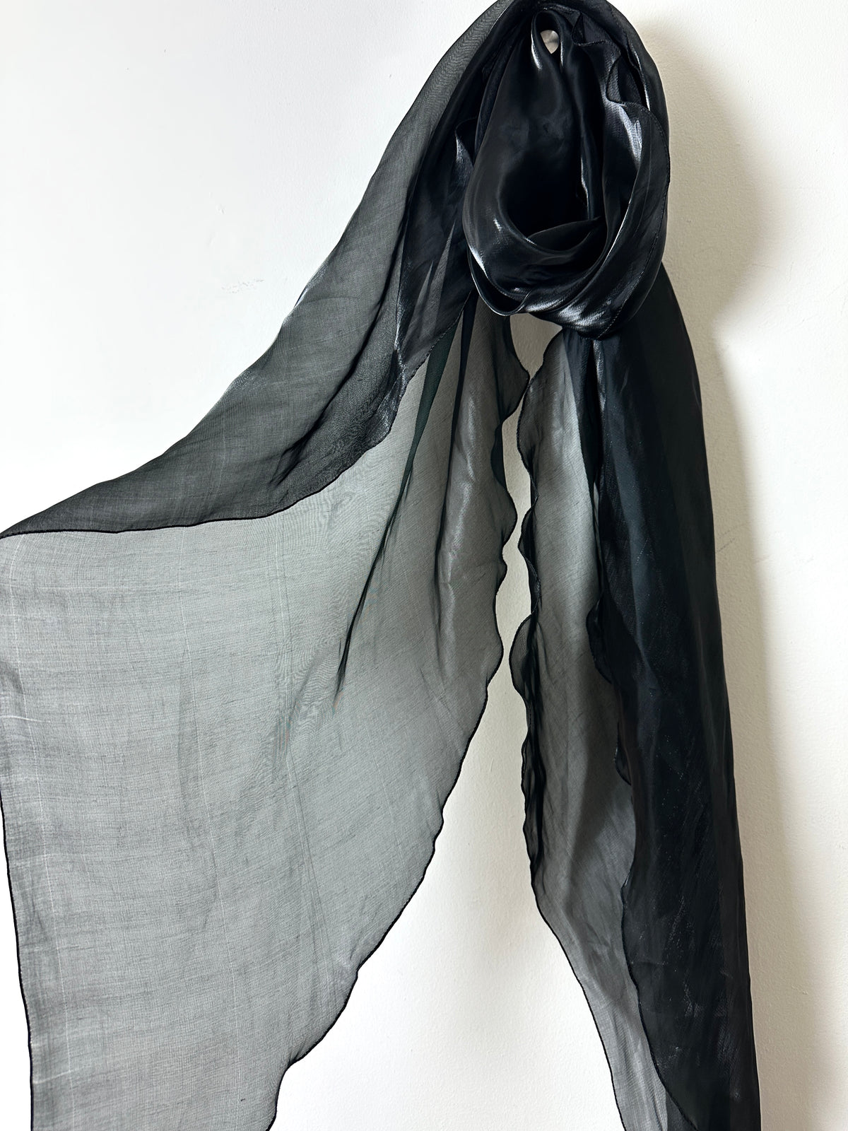 Sheer scarf | Black