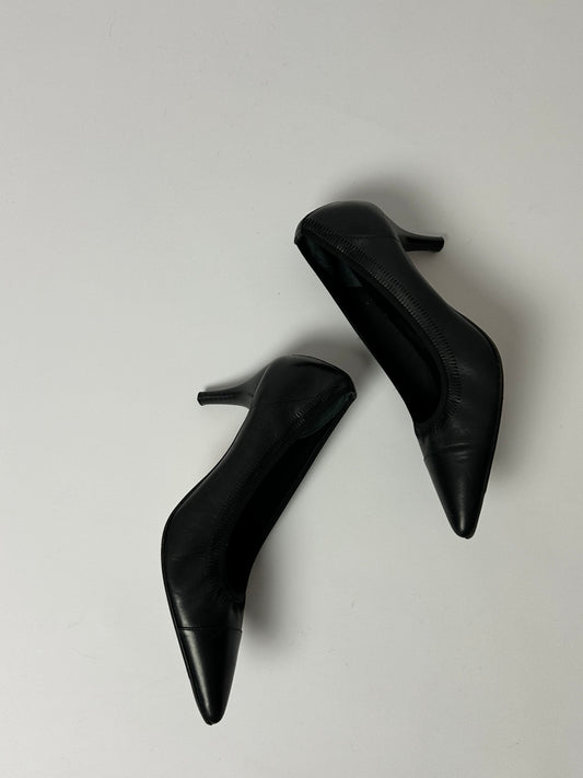 Leather pumps | Black