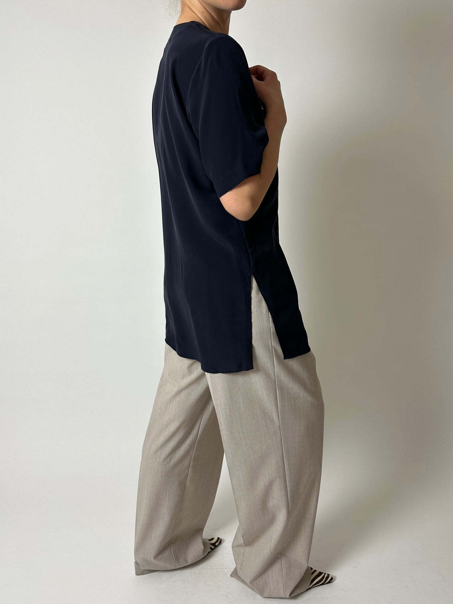 Silk blouse | Dark blue