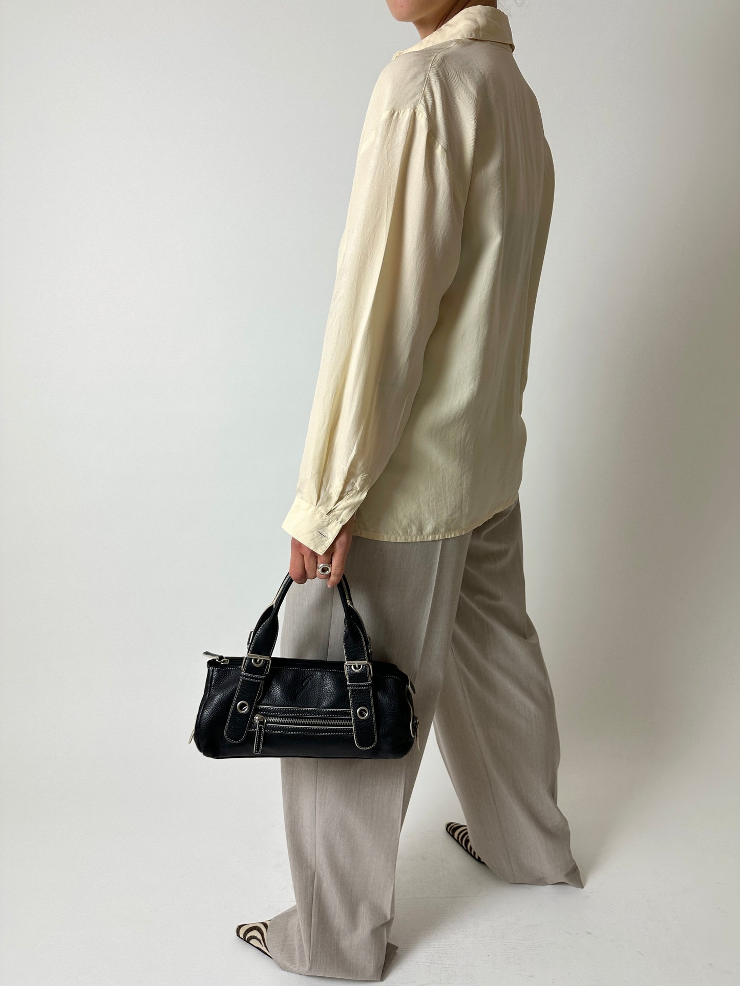 Silk relaxed shirt | Butter