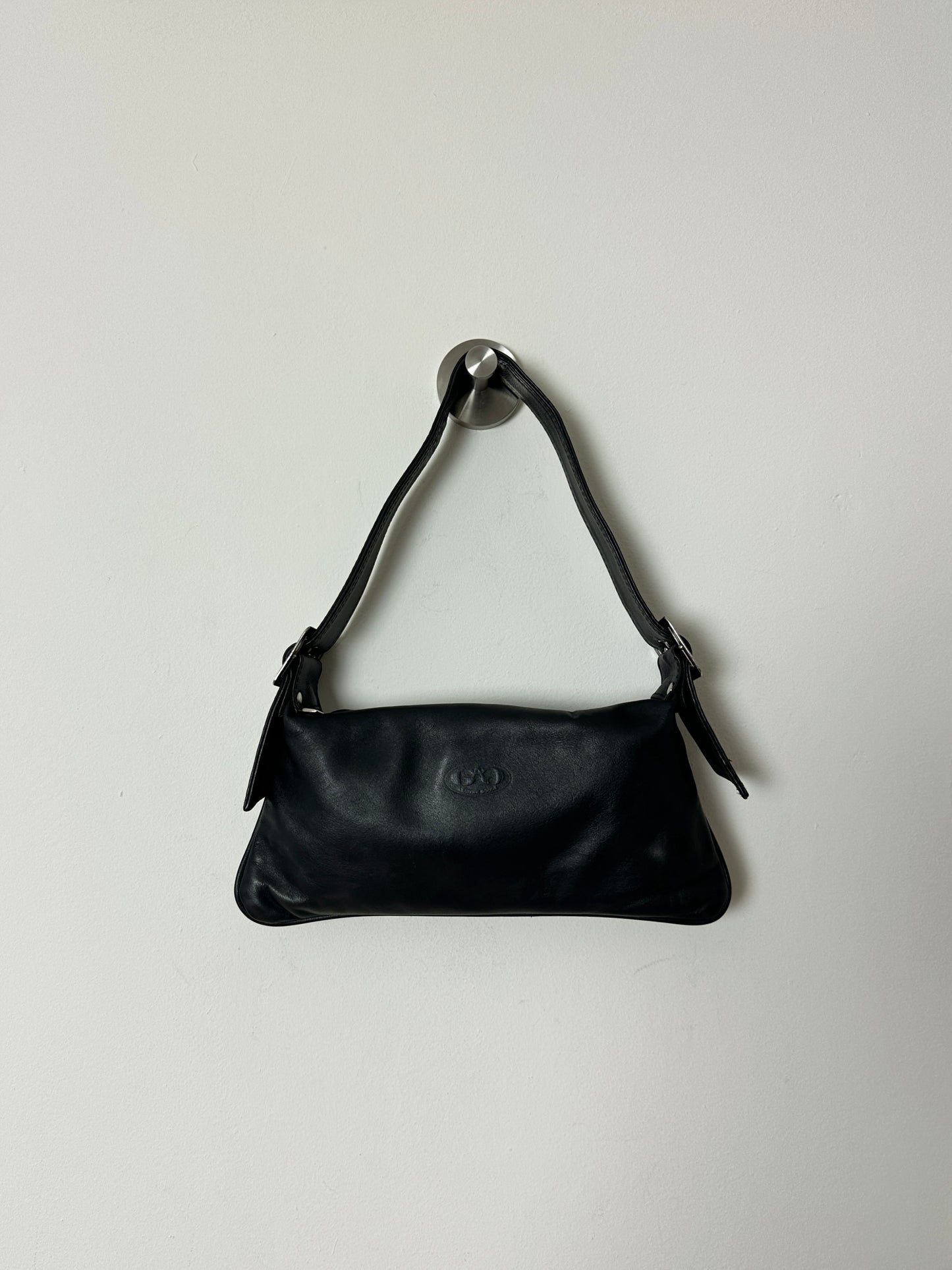 Small leather shoulder bag | Black