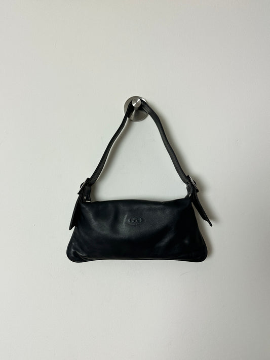 Small leather shoulder bag | Black