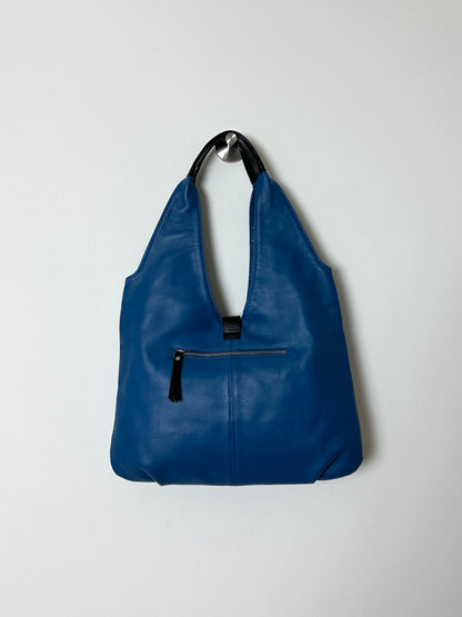 Leather shoulder bag | Blue / Black