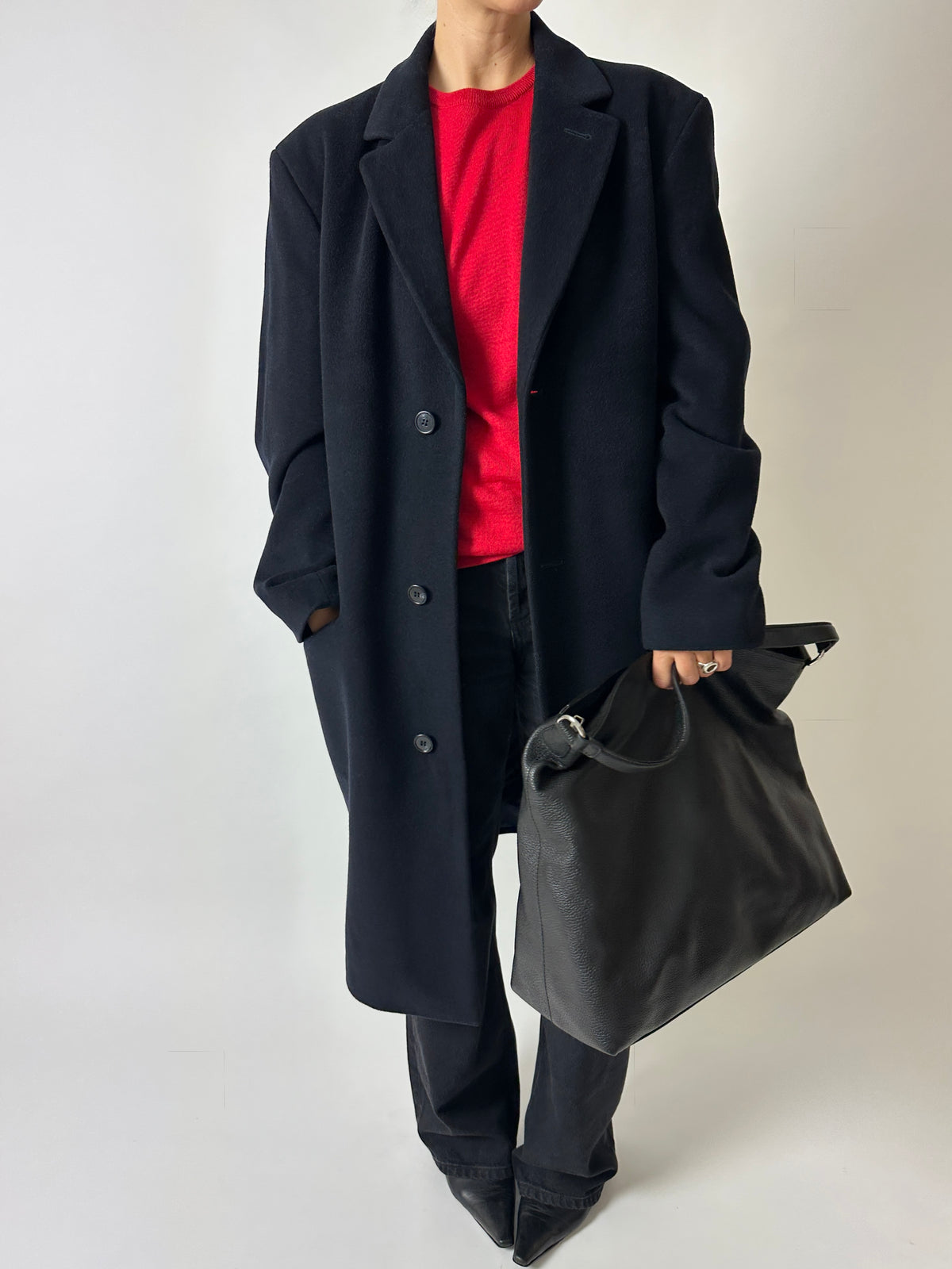 Leather shoulder bag | Black