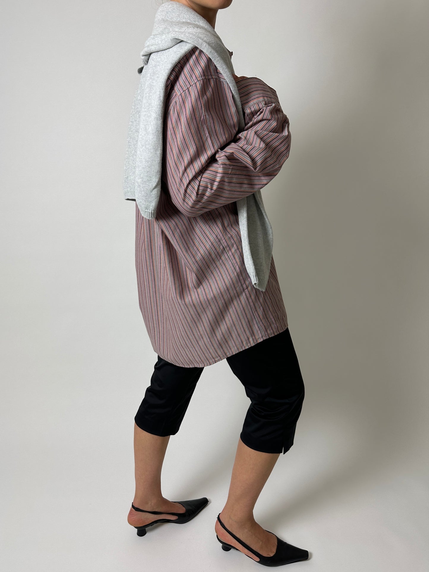Cotton v-neck sweater | Soft grey