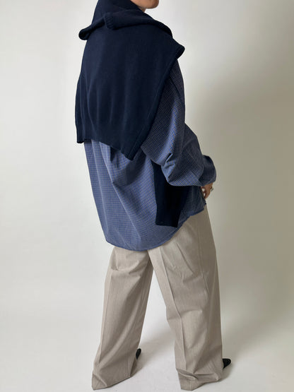 Wool v-neck jumper | Dark blue
