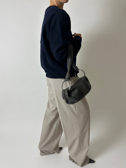 Wool v-neck jumper | Dark blue