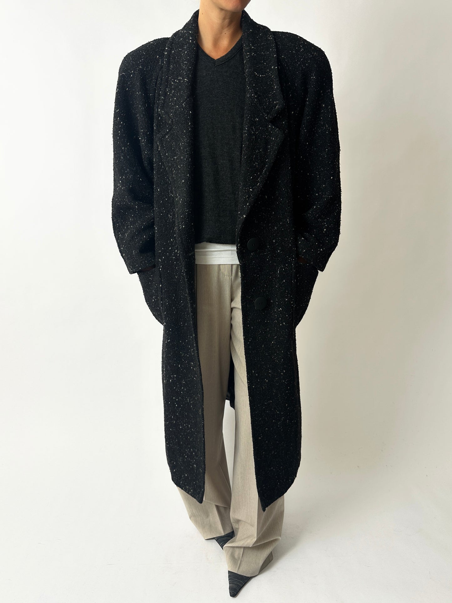 Wool v-neck vest | Dark grey
