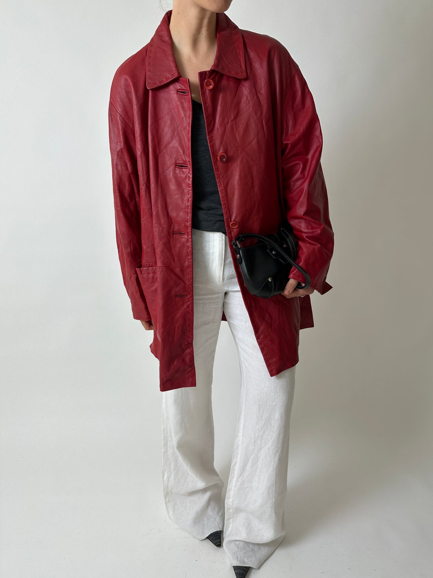 Long leather coat | Bright red