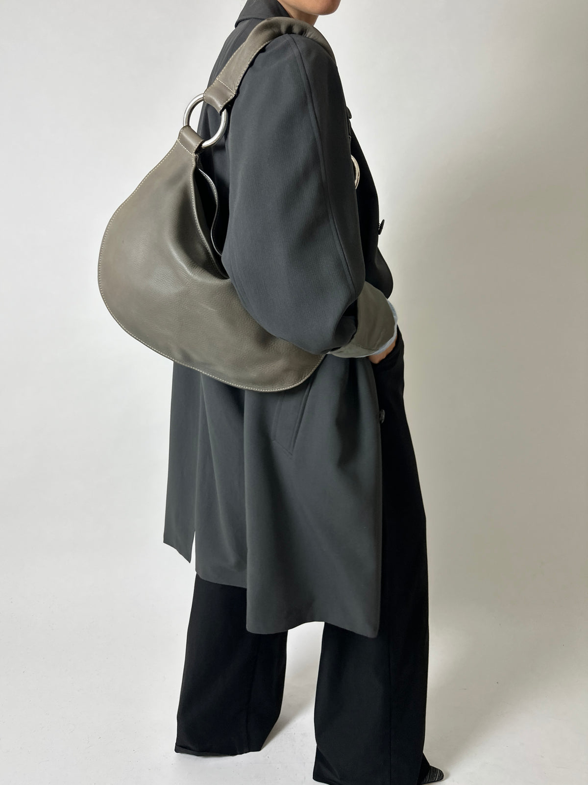Leather shoulder bag | Grey