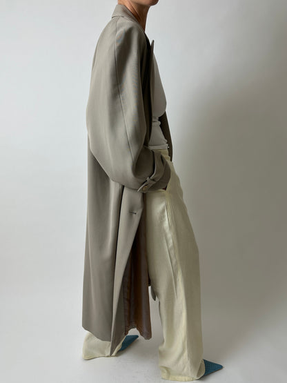 Long double-breasted coat | Beige
