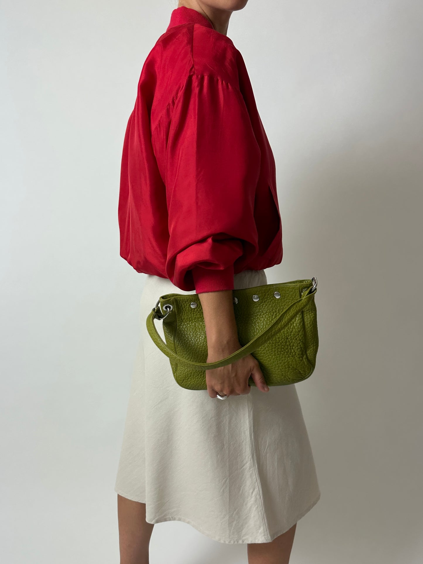Leather shoulder bag | Toxic green