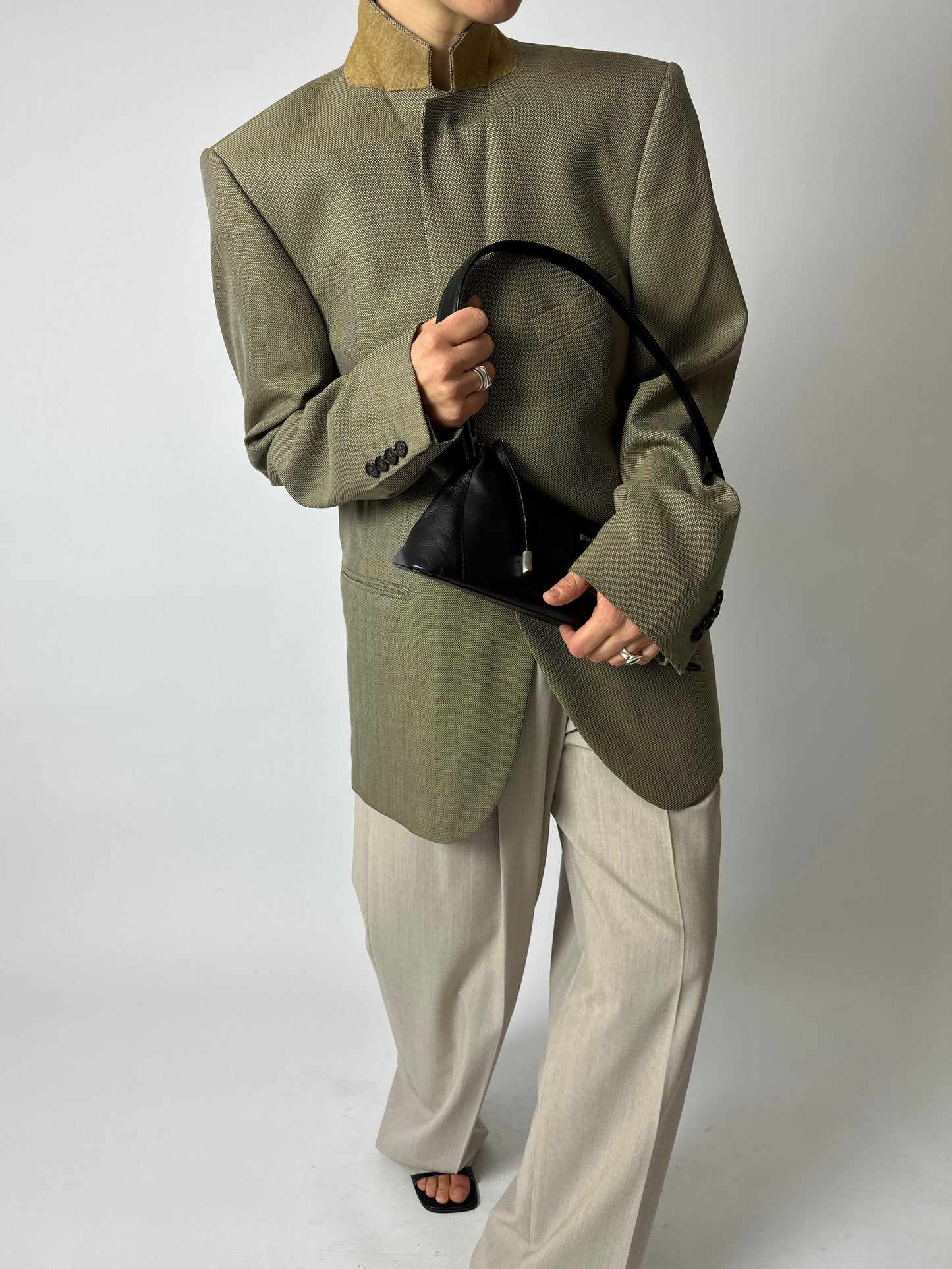 Leather shoulder bag | Black