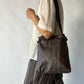 Leather shoulder bag | Taupe / Brown