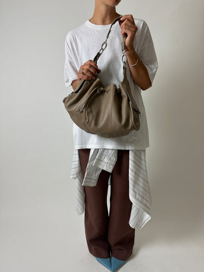 Leather shoulder bag | Beige