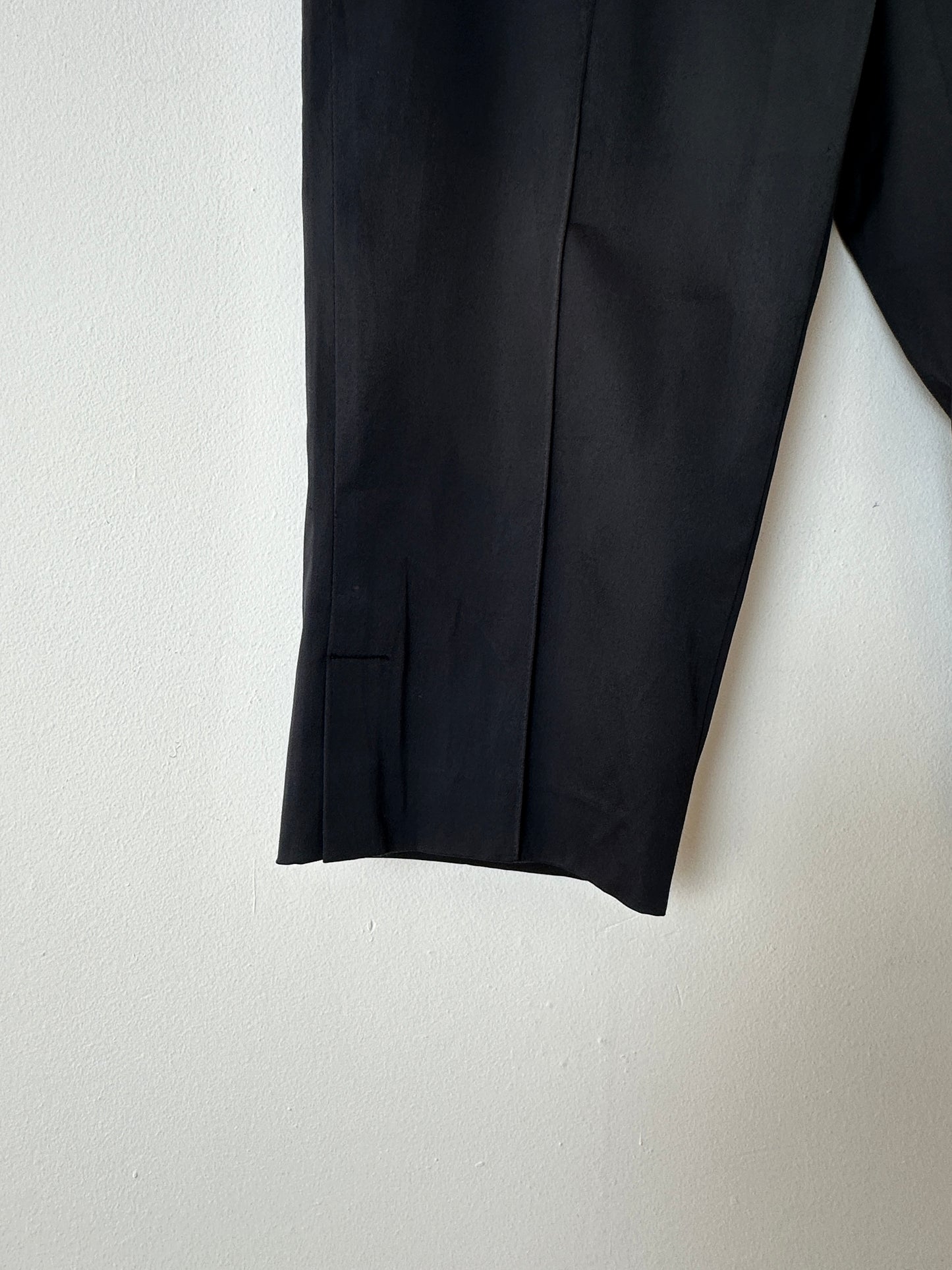 DKNY capri trousers | Black