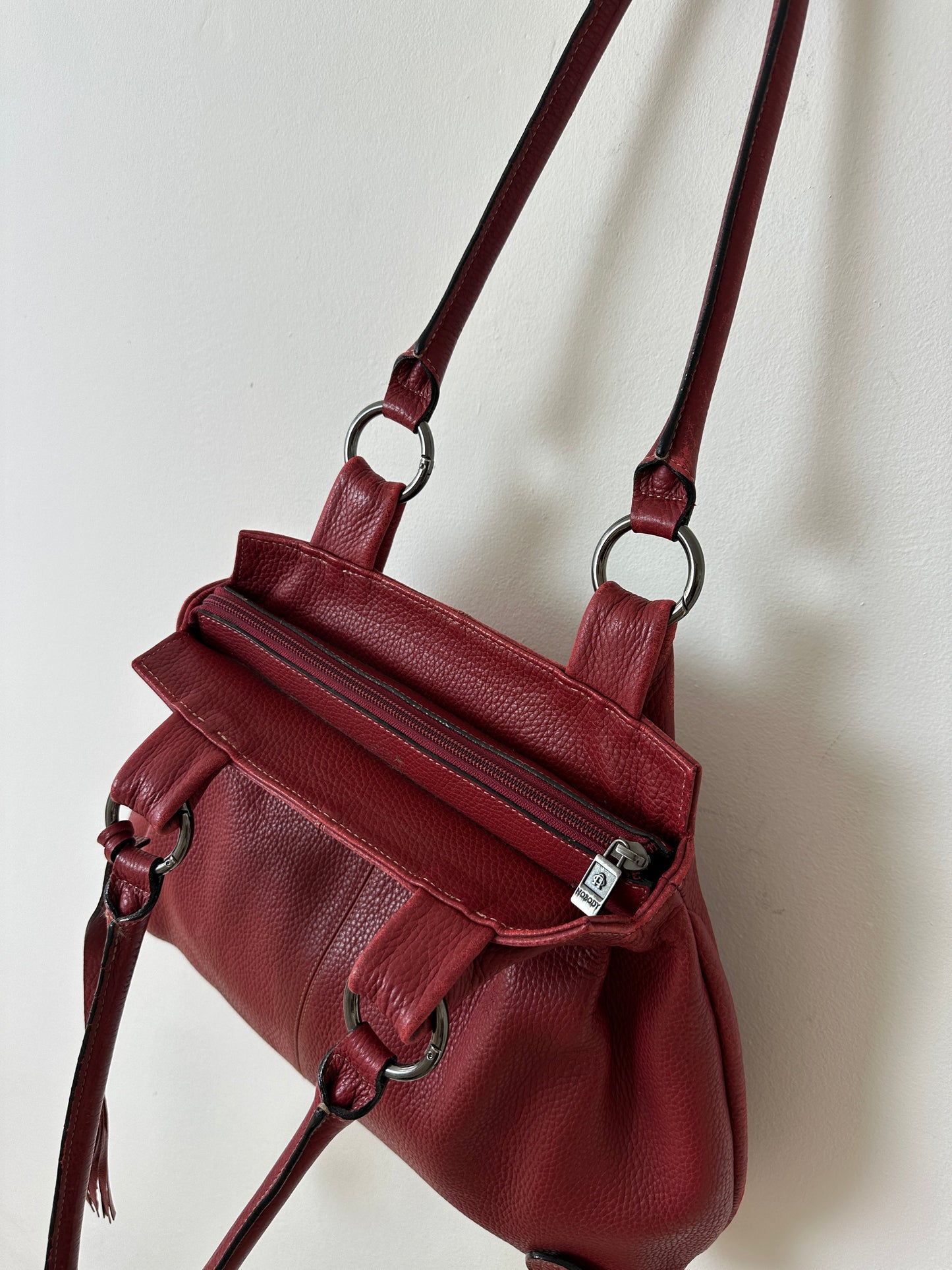 Leather shoulder bag | Bordeaux
