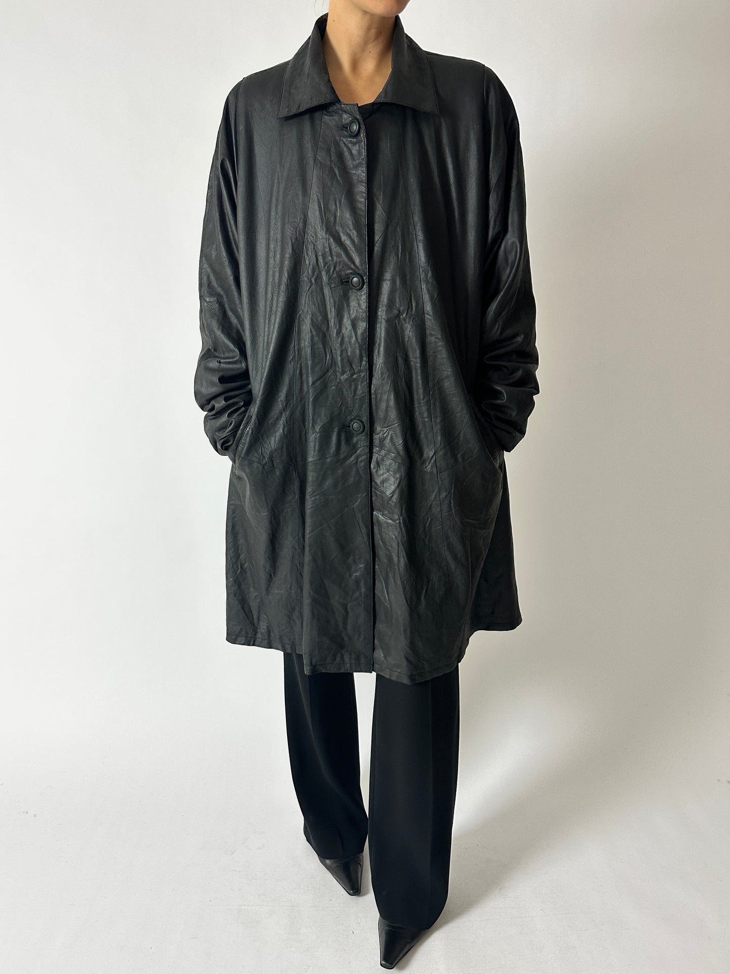 Long leather coat | Black