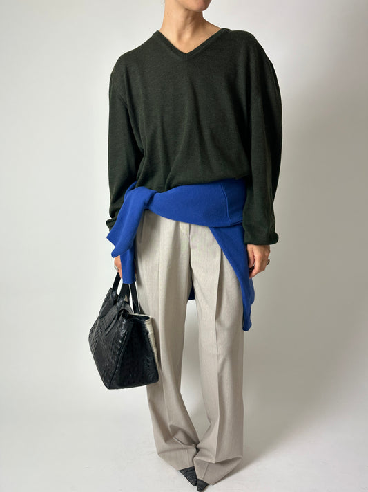 Wool v-neck jumper | Forest green