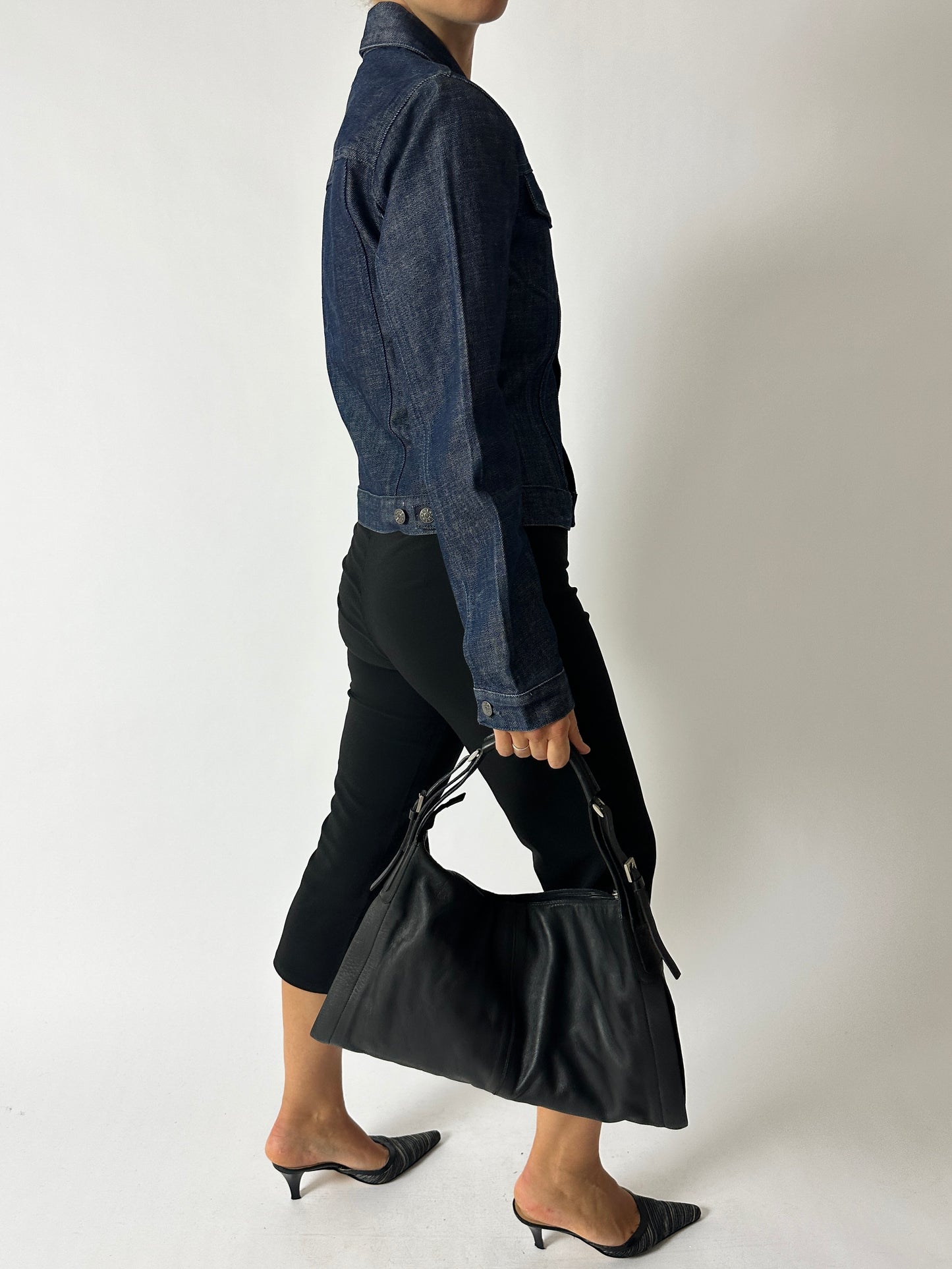 Leather shoulder bag | Black