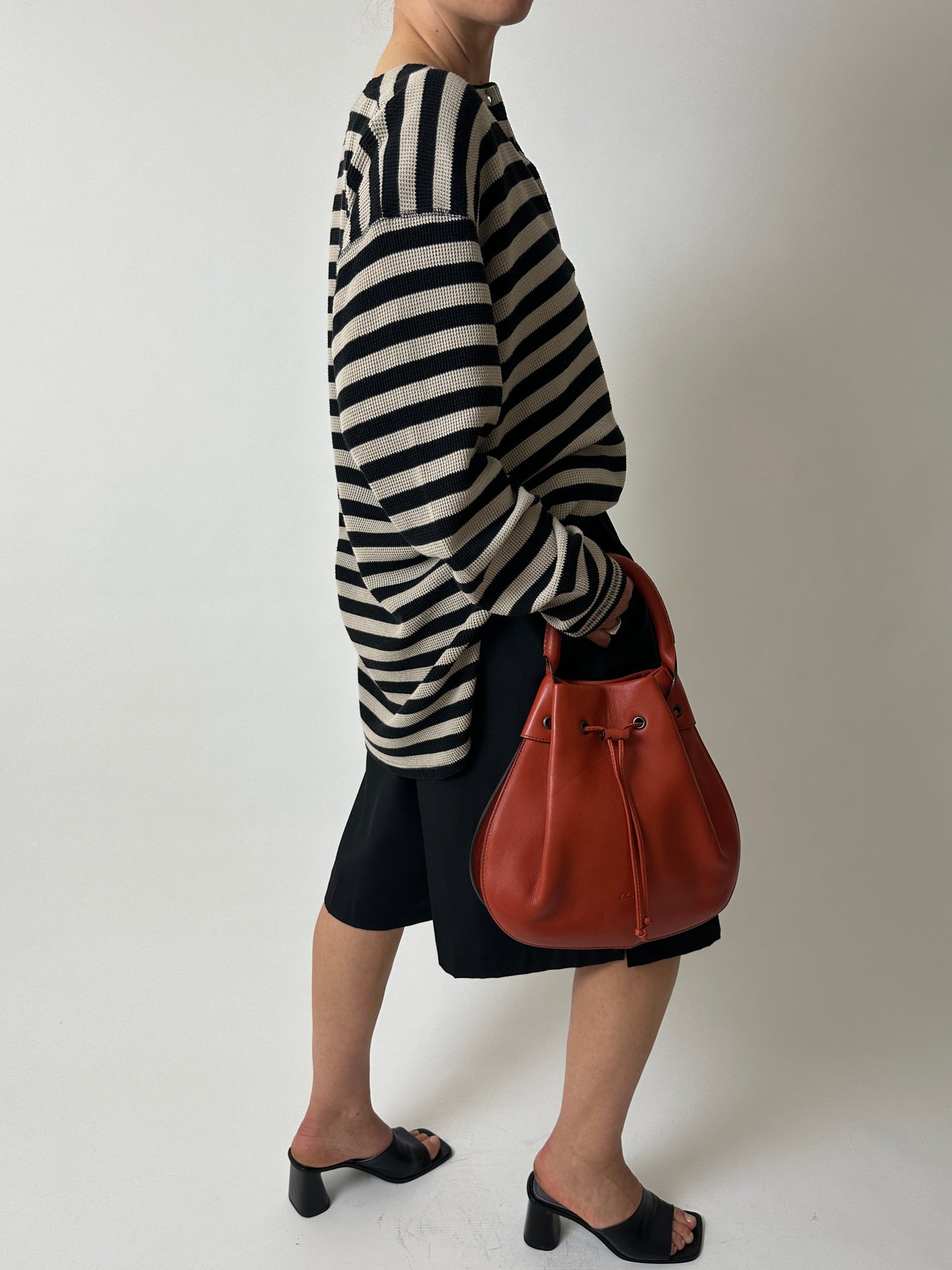 Striped sweater | Black / ecru