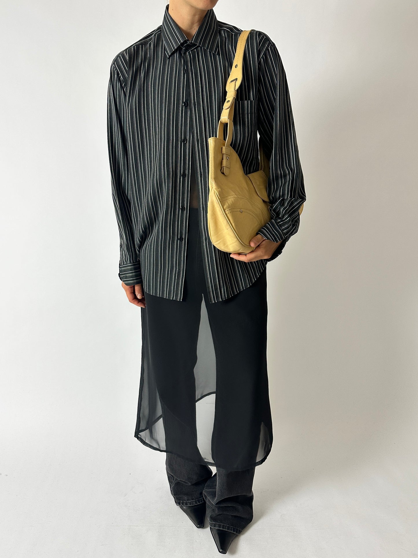 Oversized striped shirt | Black / White