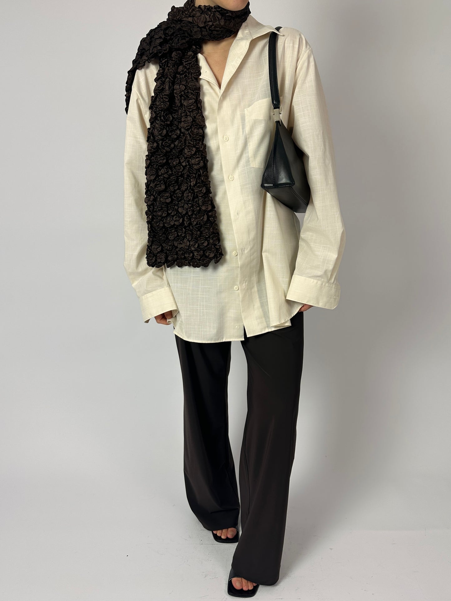 Scarf | Dark brown