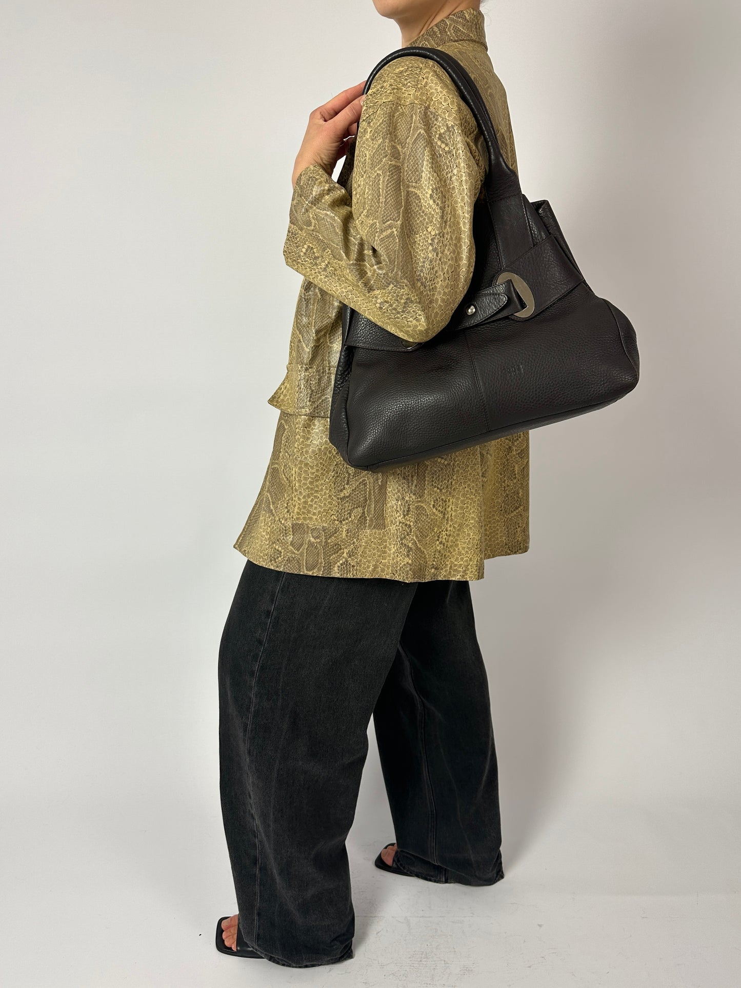 Leather shoulder bag | Dark Brown