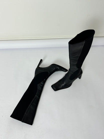 Leather heeled boots | Black
