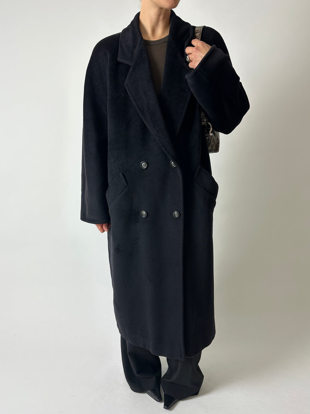 Long wool coat | Black