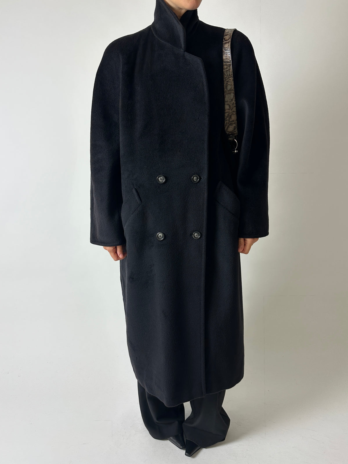 Long wool coat | Black
