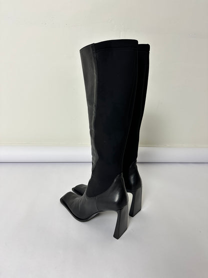 Leather heeled boots | Black