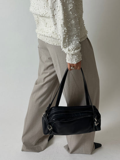 Leather shoulder bag | Black