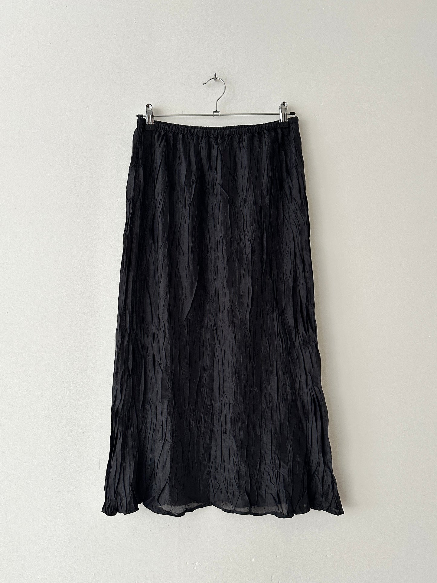 Crinkled silk skirt | Black