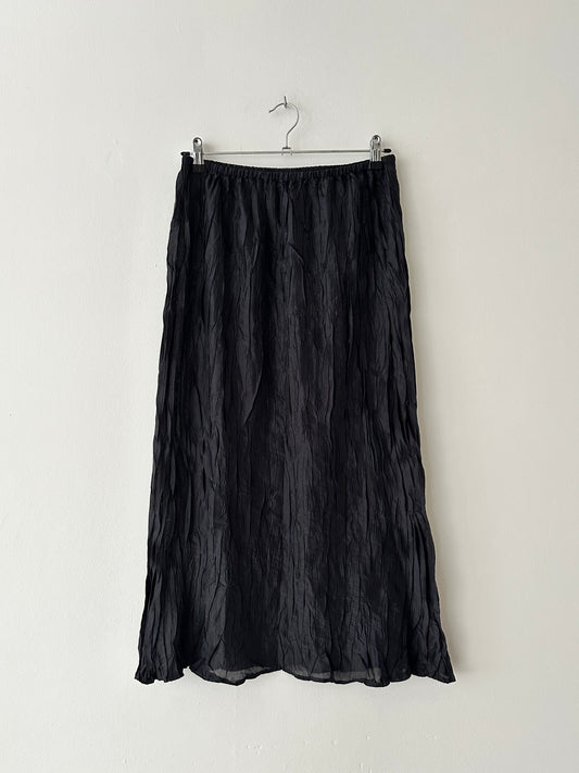 Crinkled silk skirt | Black