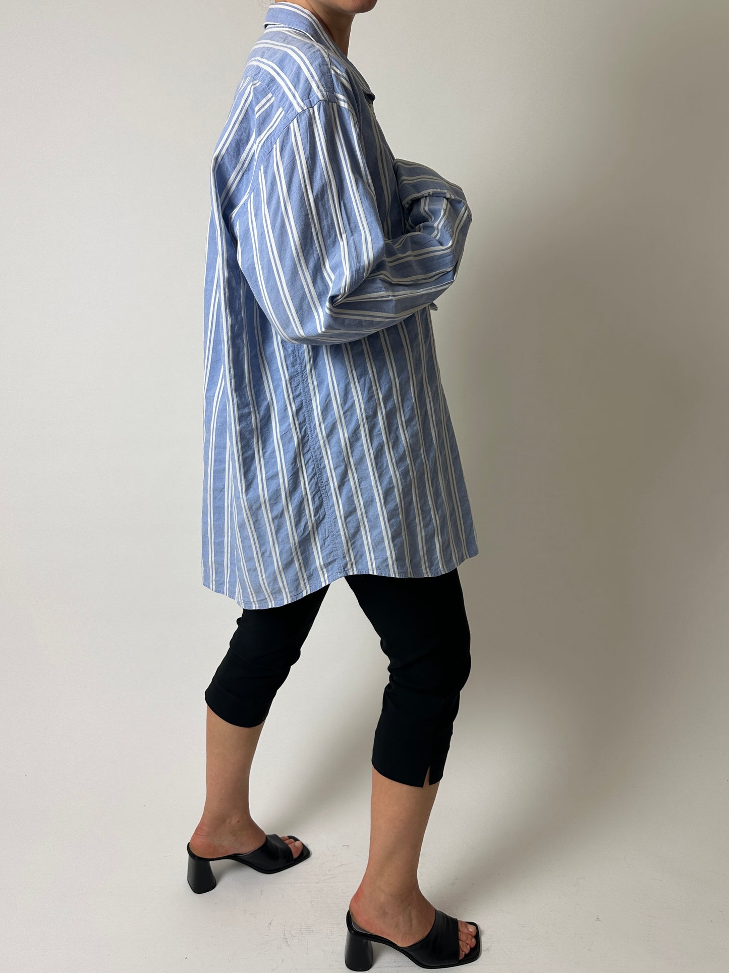 Oversized striped shirt | Blue / white