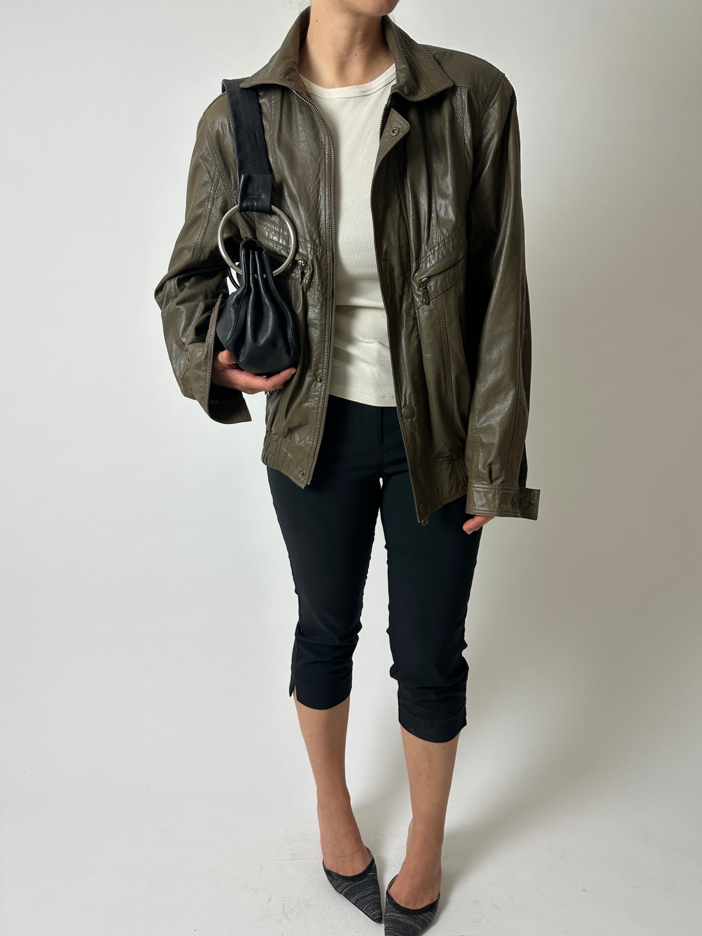 Leather shoulder bag | Black