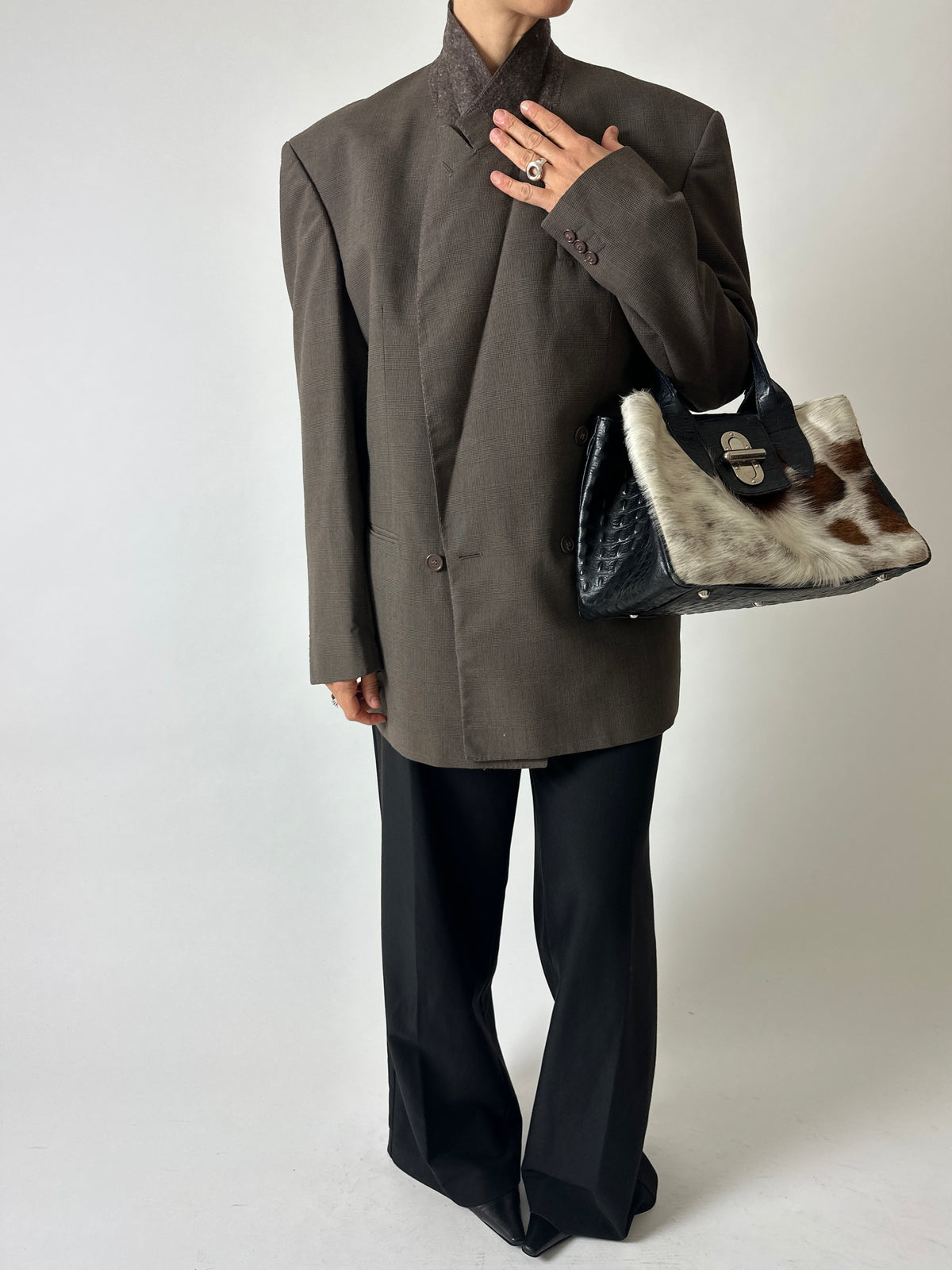Oversized checked blazer | Soft taupe