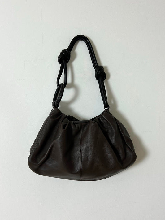 Leather shoulder bag | Dark brown / Black